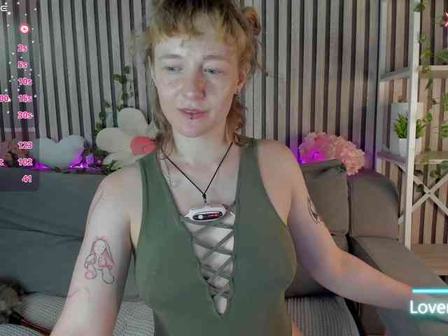 Ricki-Bloom Live Webcam on BongaCams