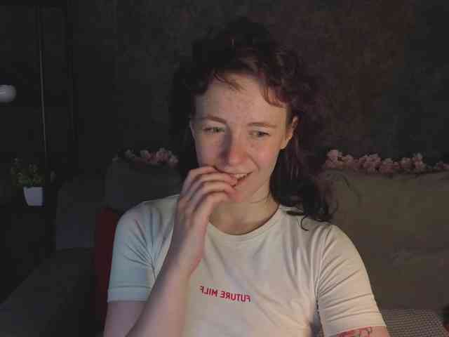 Ricki-Bloom webcam