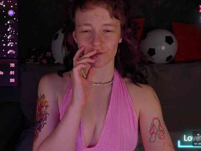 Ricki-Bloom webcam