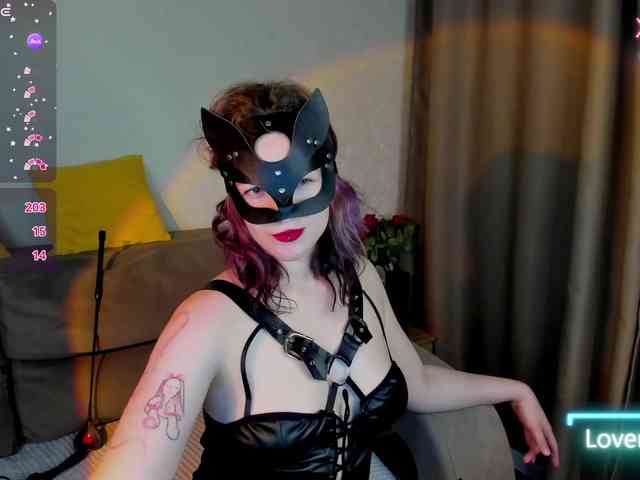 Ricki-Bloom webcam