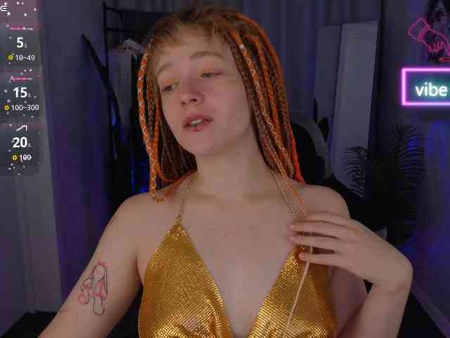 Ricki-Bloom webcam