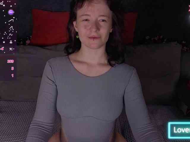 Ricki-Bloom webcam
