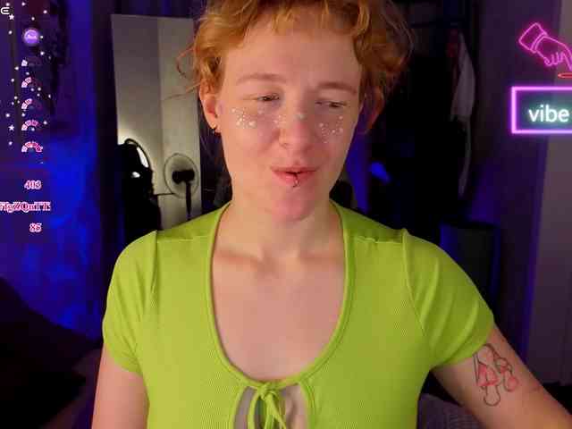 Ricki-Bloom webcam