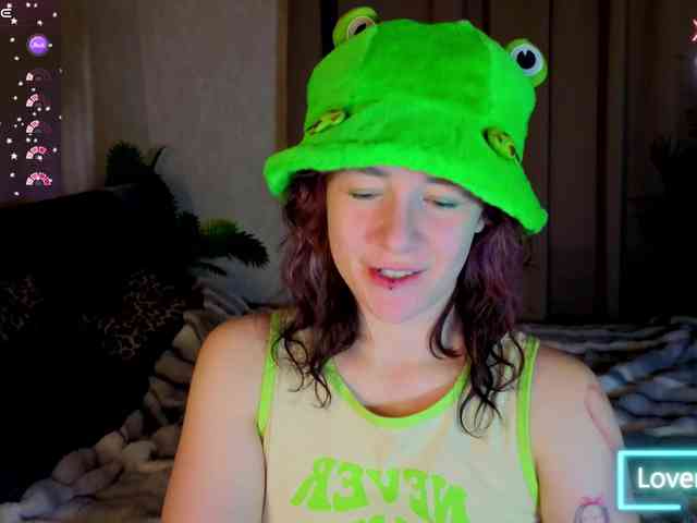 Ricki-Bloom webcam