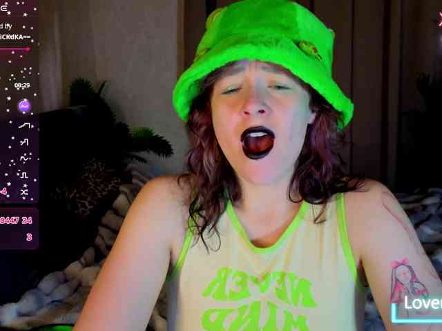Ricki-Bloom webcam