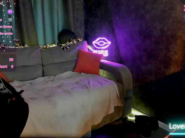 Ricki-Bloom webcam
