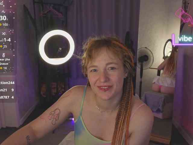 Ricki-Bloom webcam