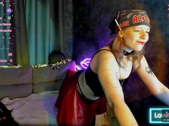 Ricki-Bloom webcam