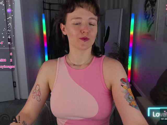 Ricki-Bloom webcam