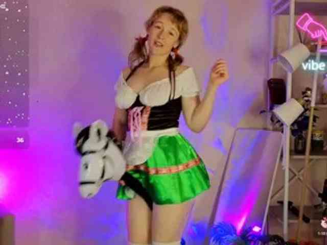 Ricki-Bloom webcam