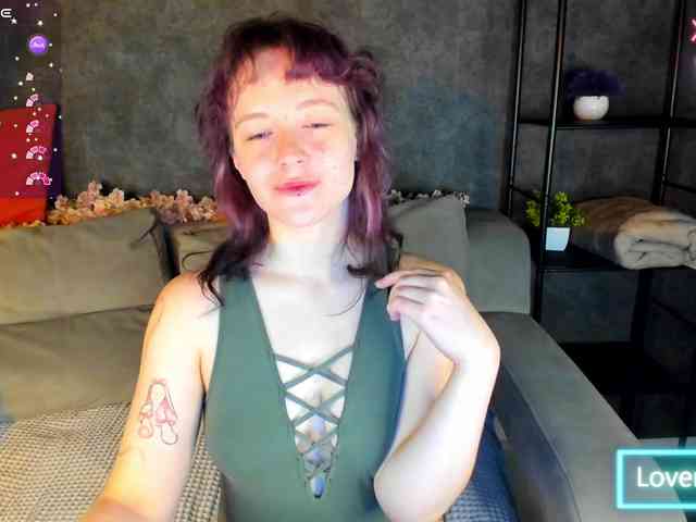 Ricki-Bloom webcam