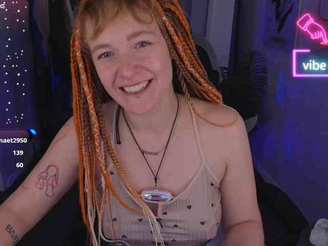 Ricki-Bloom webcam