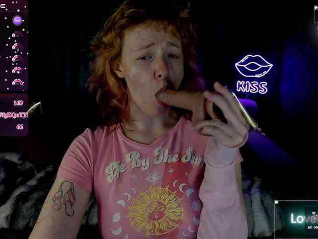 Ricki-Bloom webcam