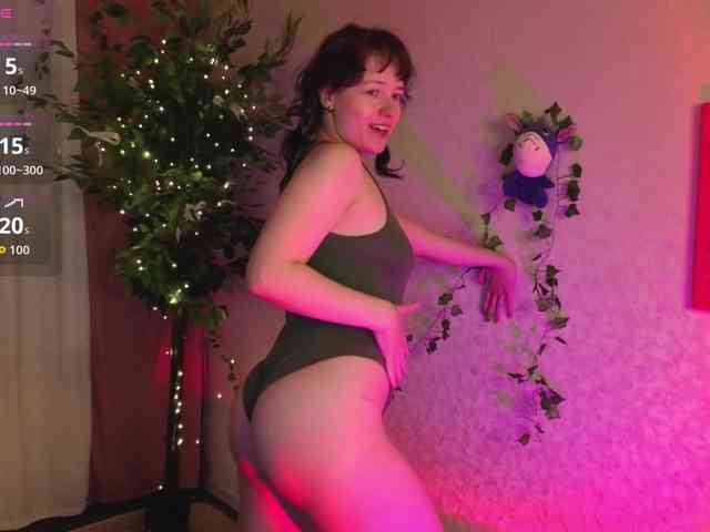 Ricki-Bloom webcam