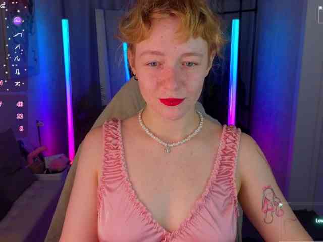 Ricki-Bloom webcam