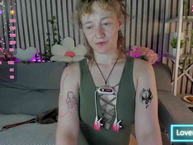 Ricki-Bloom webcam