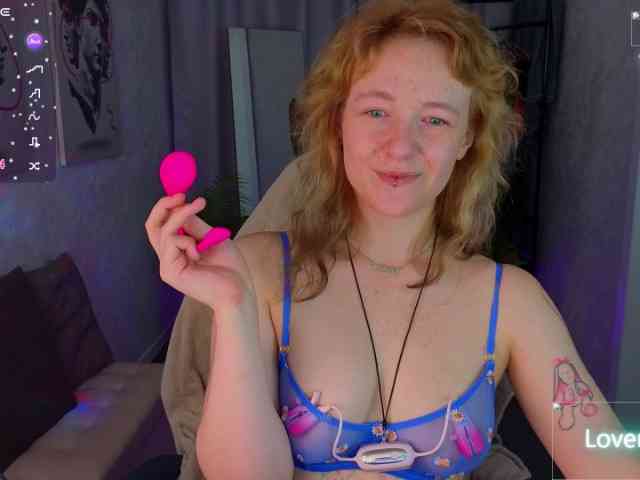 Ricki-Bloom webcam