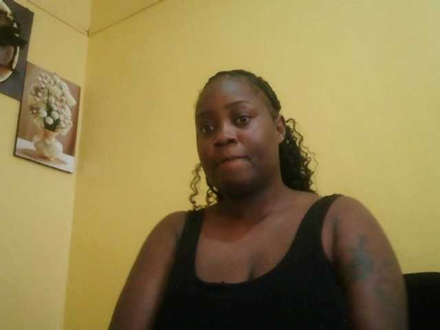 Sexxy-apple live cam on BongaCams