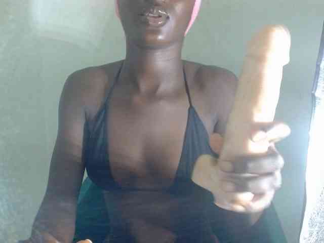 Kinkyjuice webcam