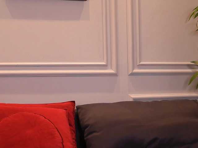 KyraReign live cam on BongaCams