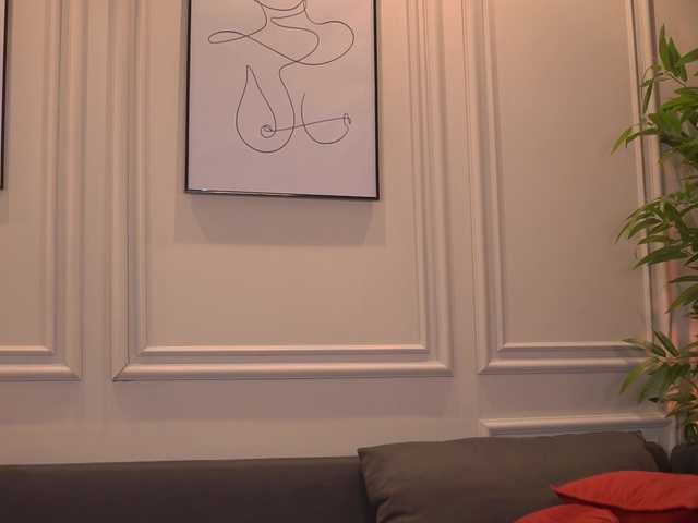 KyraReign live cam on BongaCams