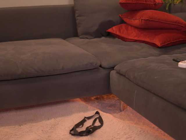 KyraReign live cam on BongaCams