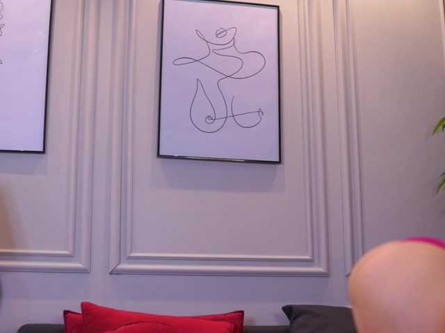 KyraReign live cam on BongaCams