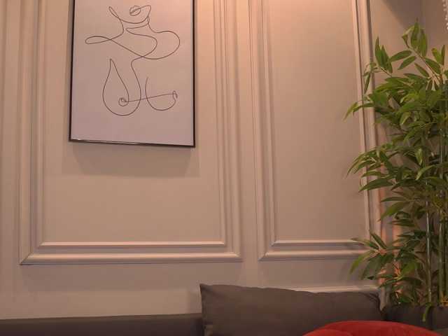 KyraReign live cam on BongaCams