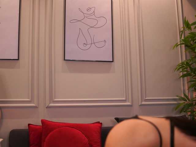 kyrareign online
