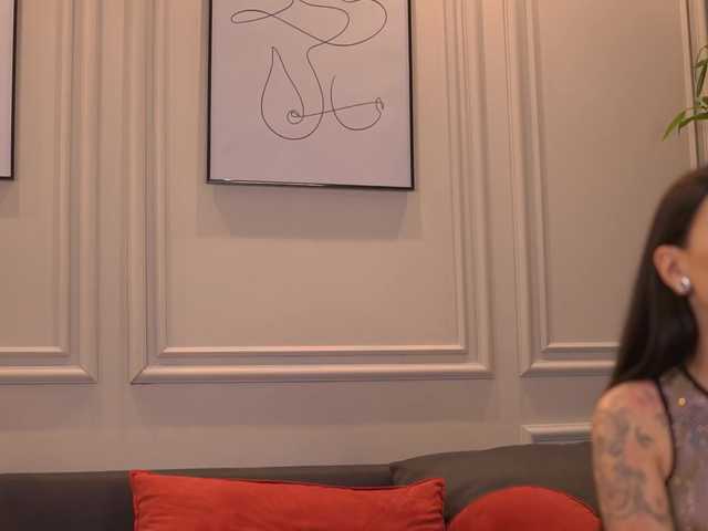 KyraReign live cam on BongaCams