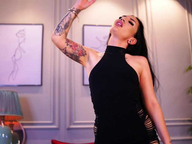 KyraReign