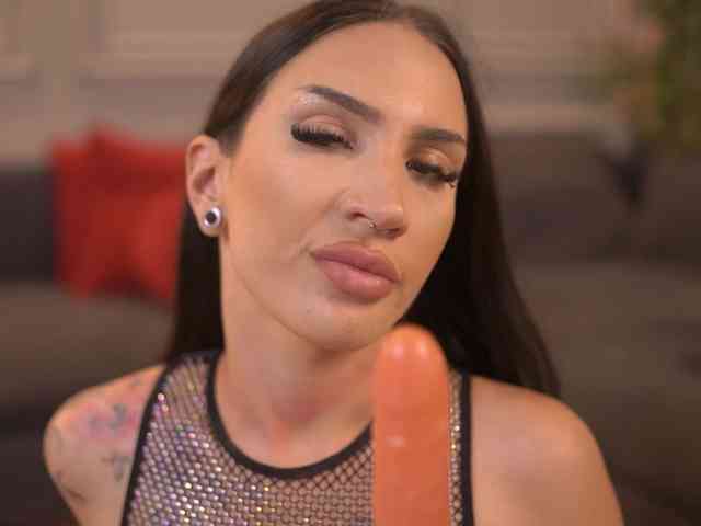 KyraReign