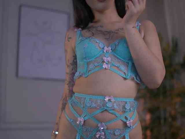 KyraReign
