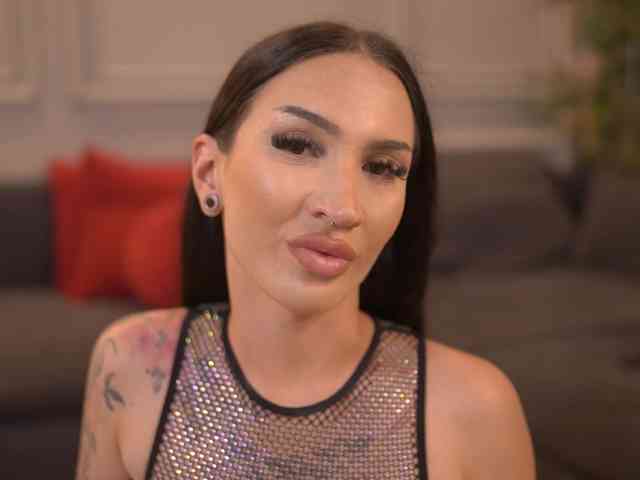 KyraReign