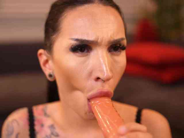 KyraReign