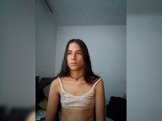 Dannali22 live webcam show