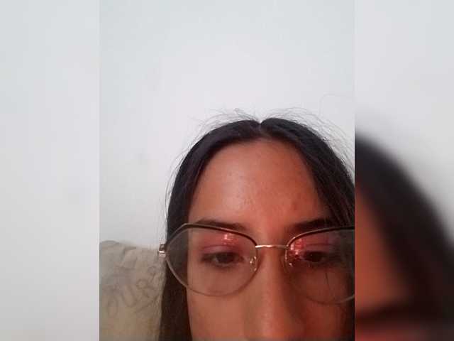 Dannali22 live cam on BongaCams