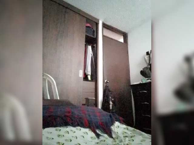 Dannali22 live cam preview