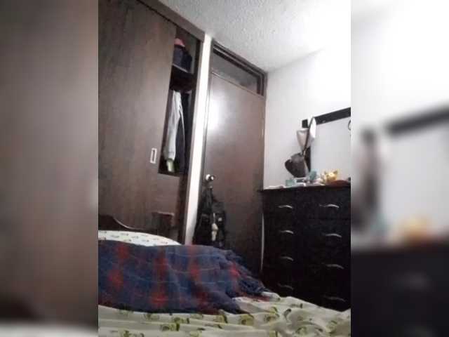Dannali22 live cam preview