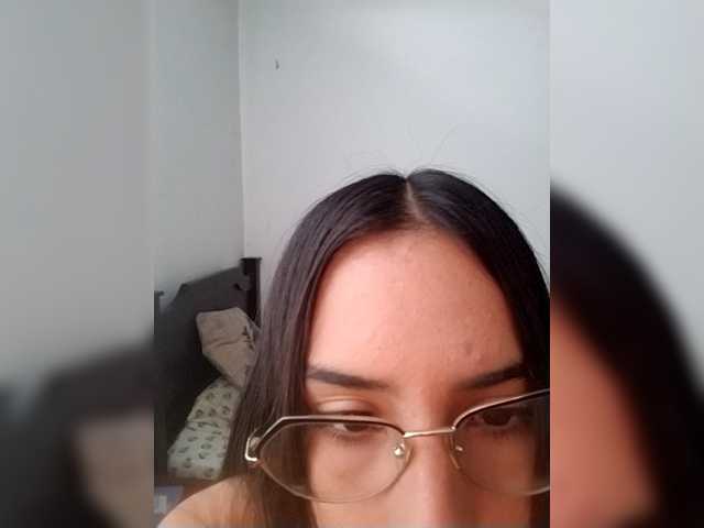 Dannali22 live cam on BongaCams