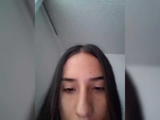 Dannali22 live cam on BongaCams