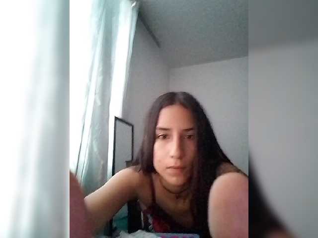 Dannali22 live cam on BongaCams