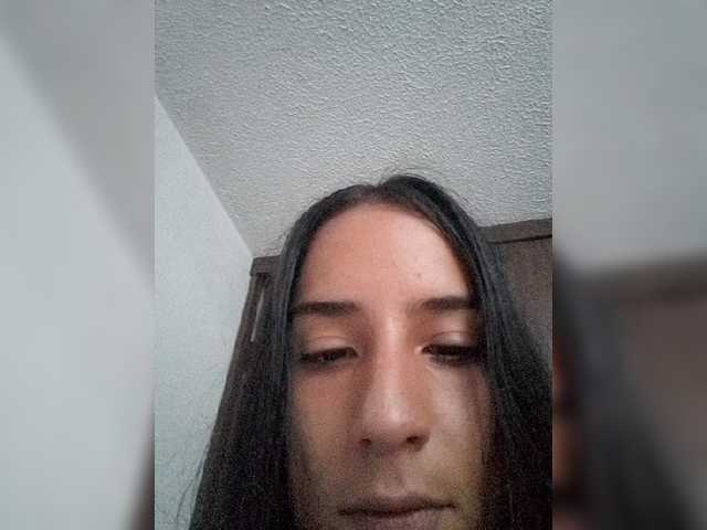 Dannali22 live cam preview