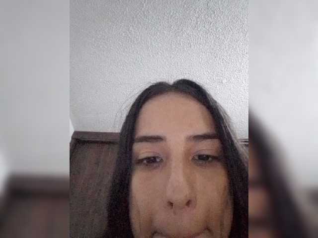 Dannali22 live cam on BongaCams