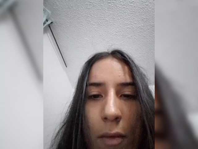Dannali22 live cam on BongaCams