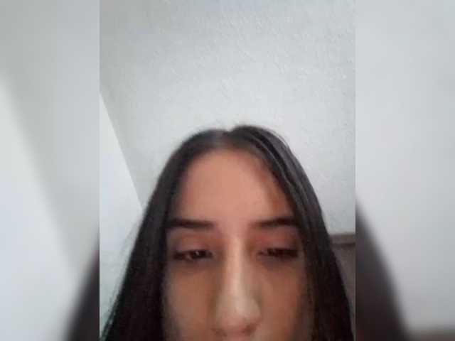 Dannali22 live cam on BongaCams