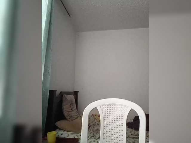 Dannali22 live webcam show