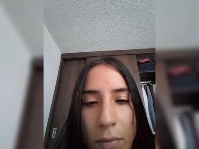 Dannali22 live cam preview