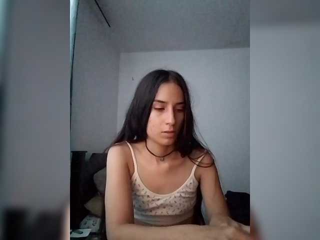 Dannali22 live cam on BongaCams