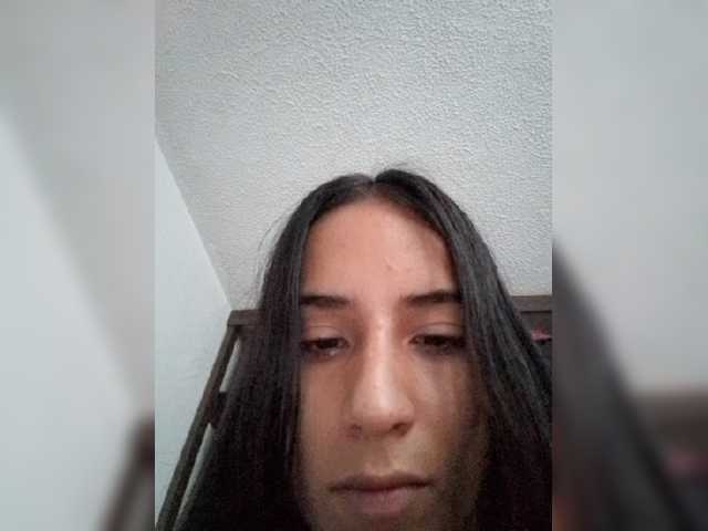 Dannali22, live now on BongaCams